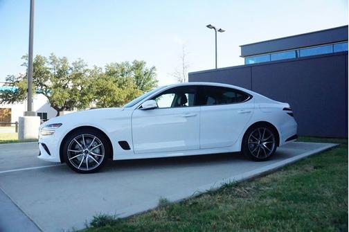 2026 Genesis G70 2.5T Prestige
