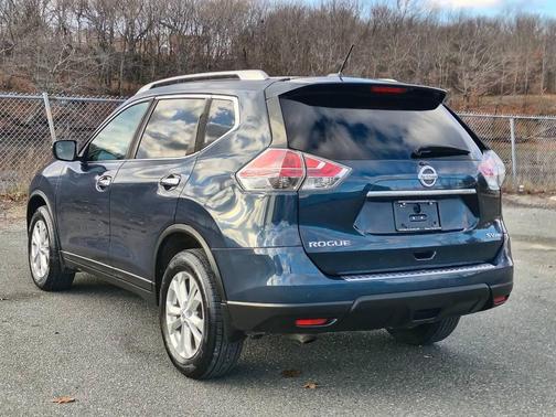 2016 Nissan Rogue SV