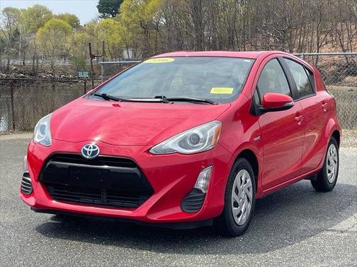 2016 Toyota Prius c Two