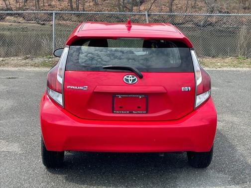 2016 Toyota Prius c Two