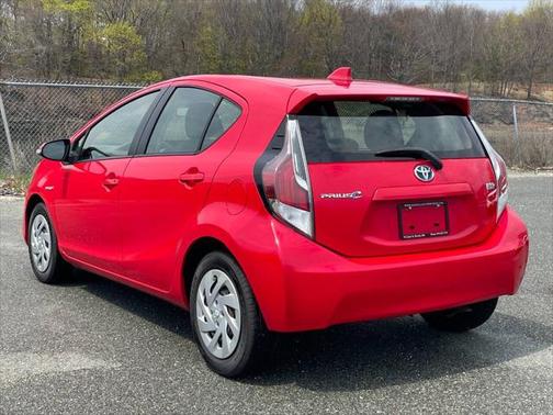 2016 Toyota Prius c Two