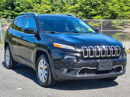Brilliant Black Crystal Pearlcoat 2016 Jeep Cherokee Limited