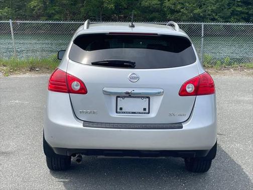 2011 Nissan Rogue SV