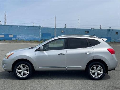 2011 Nissan Rogue SV