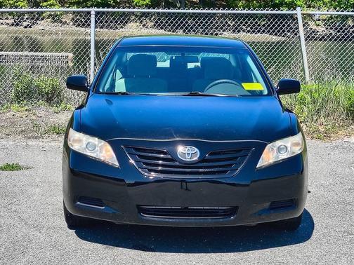 Black 2009 Toyota Camry LE