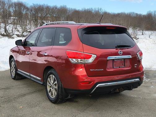 2015 Nissan Pathfinder SL