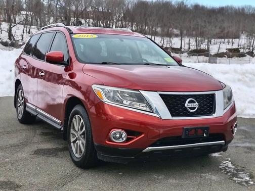 2015 Nissan Pathfinder SL