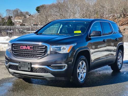 2017 GMC Acadia SLE-1
