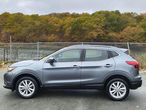 2018 Nissan Rogue Sport SV