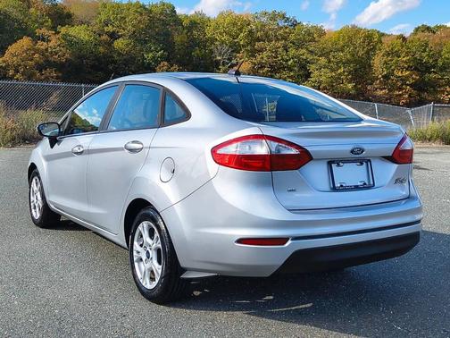 2015 Ford Fiesta SE