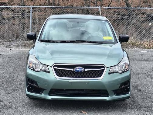 2015 Subaru Impreza 2.0i