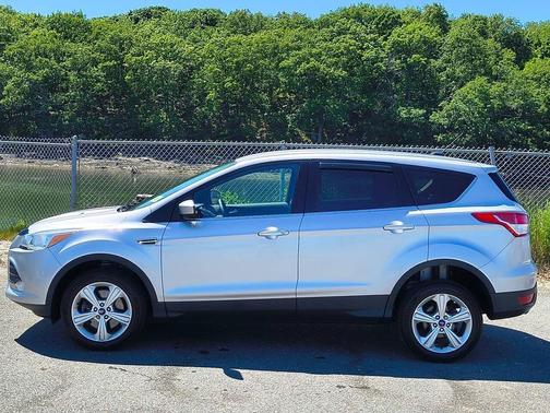 Ingot Silver 2016 Ford Escape SE