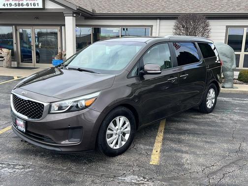 2017 Kia Sedona LX