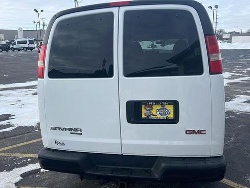 2015 GMC Savana 3500 LS