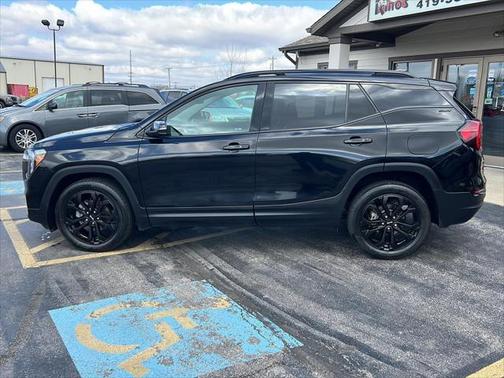 2022 GMC Terrain SLT
