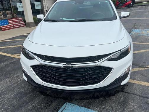 2024 Chevrolet Malibu FWD RS