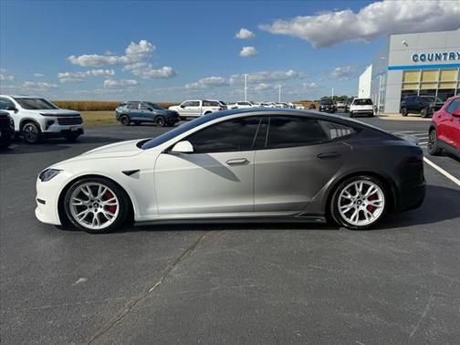 2021 Tesla Model S Plaid