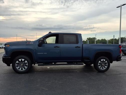 2025 Chevrolet Silverado 2500 Custom
