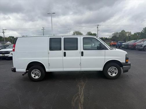 2022 GMC Savana 2500 Work Van