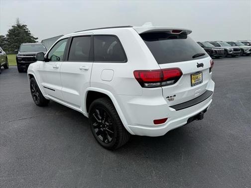 2022 Jeep Grand Cherokee Laredo