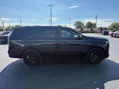2024 Cadillac Escalade Sport