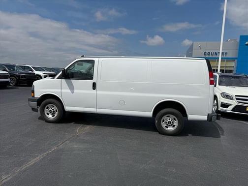 2022 GMC Savana 2500 Work Van