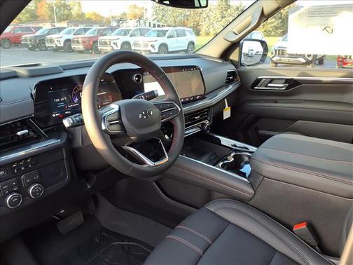 2026 Chevrolet Tahoe 4WD RST