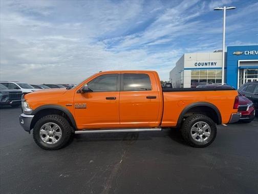 2017 RAM 2500 Big Horn Crew Cab 4x4 6'4' Box