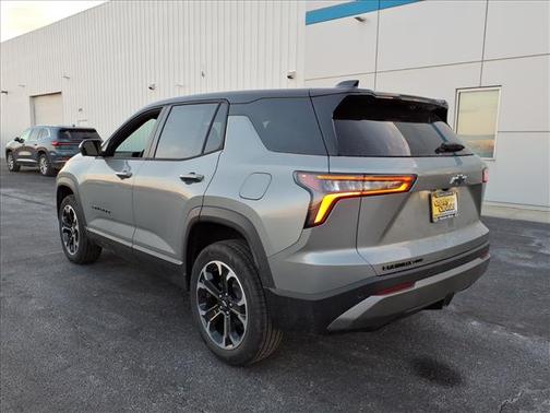 Sterling Gray Metallic 2026 Chevrolet Equinox 1LT
