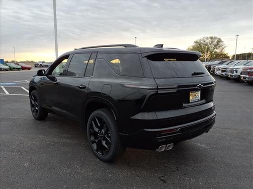 Mosaic Black Metallic 2026 Chevrolet Traverse RS