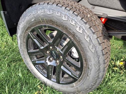 2025 Chevrolet Silverado 1500 Custom Trail Boss