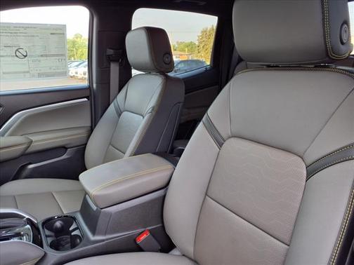 2025 Chevrolet Colorado ZR2