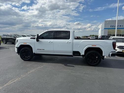 2025 GMC Sierra 2500 AT4