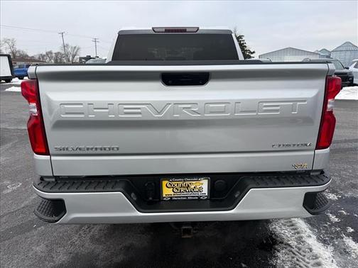 2021 Chevrolet Silverado 1500 Custom