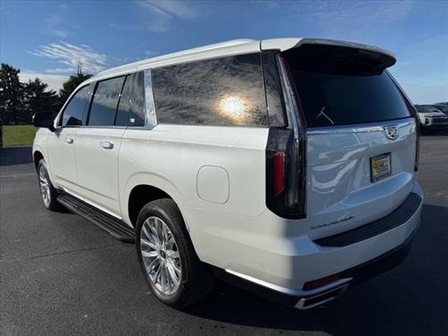 2024 Cadillac Escalade ESV Premium Luxury