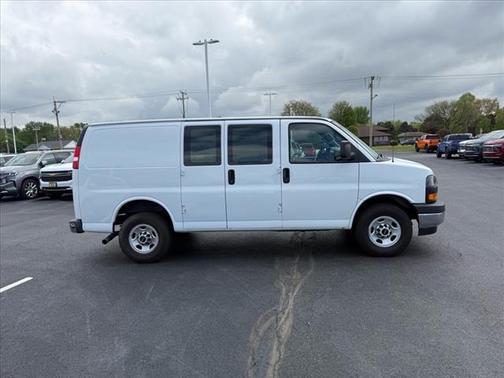 2022 GMC Savana 2500 Work Van