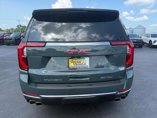 2025 GMC Yukon AT4