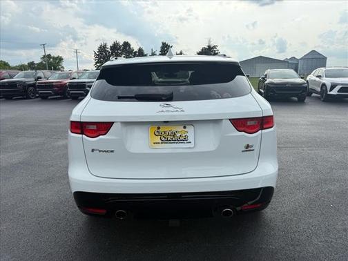 2019 Jaguar F-PACE S