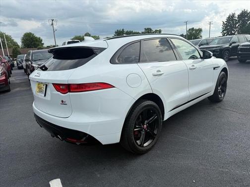 2019 Jaguar F-PACE S