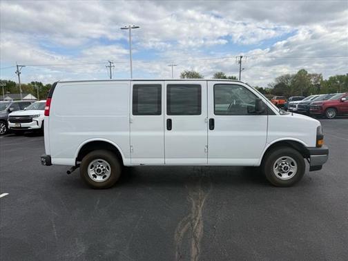 2022 GMC Savana 2500 Work Van