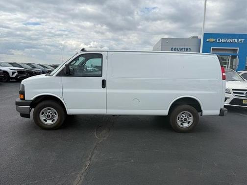 2022 GMC Savana 2500 Work Van