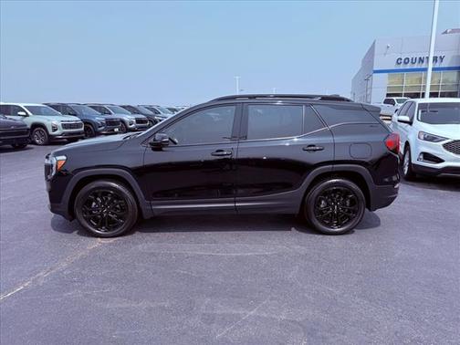 2022 GMC Terrain SLT