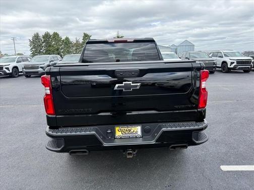 2022 Chevrolet Silverado 1500 Custom Trail Boss