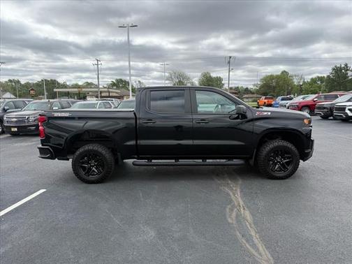 2022 Chevrolet Silverado 1500 Custom Trail Boss