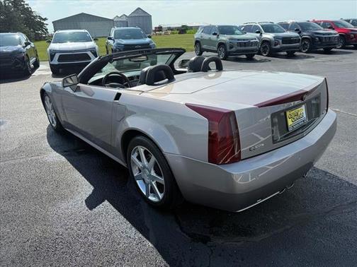 2005 Cadillac XLR Base