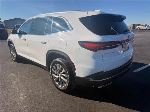 2025 Buick Enclave Preferred FWD