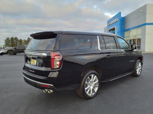 2023 Chevrolet Suburban High Country
