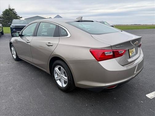 Mineral Gray Metallic 2024 Chevrolet Malibu FWD 1LT