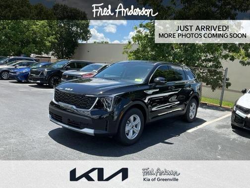 2025 Kia Sorento LX