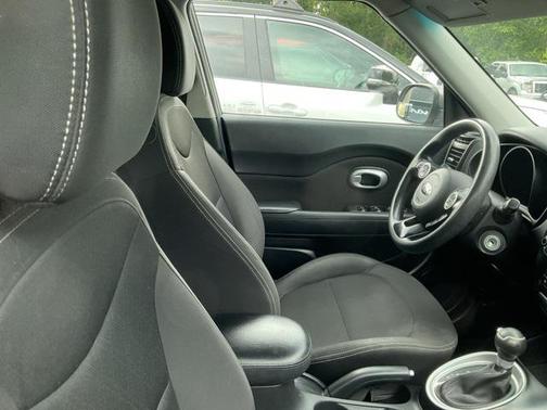 2018 Kia Soul Base